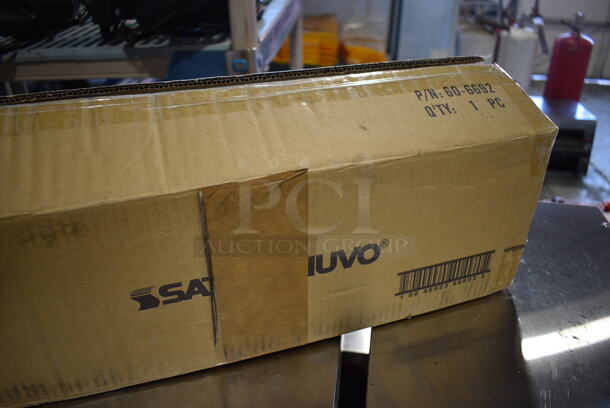 BRAND NEW SCRATCH AND DENT! Metal Light Fixture - Image 4 of 4