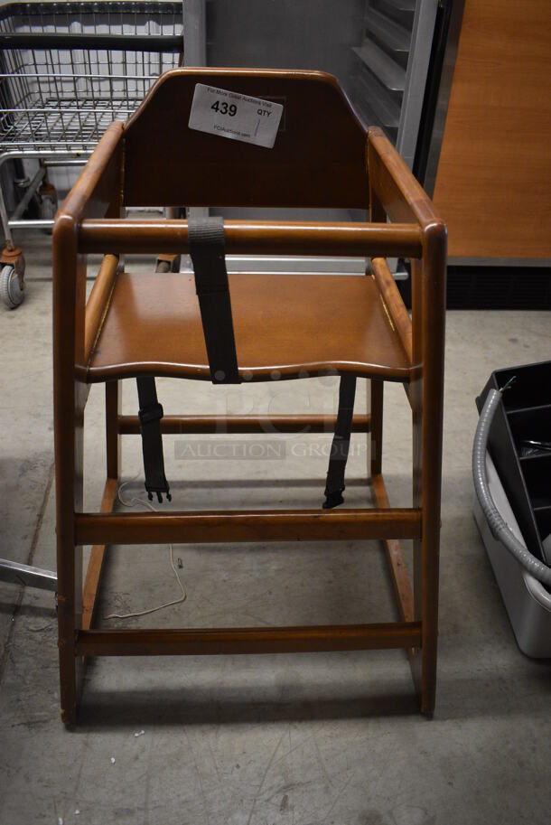 Wood Pattern High Chair. 20x19x29