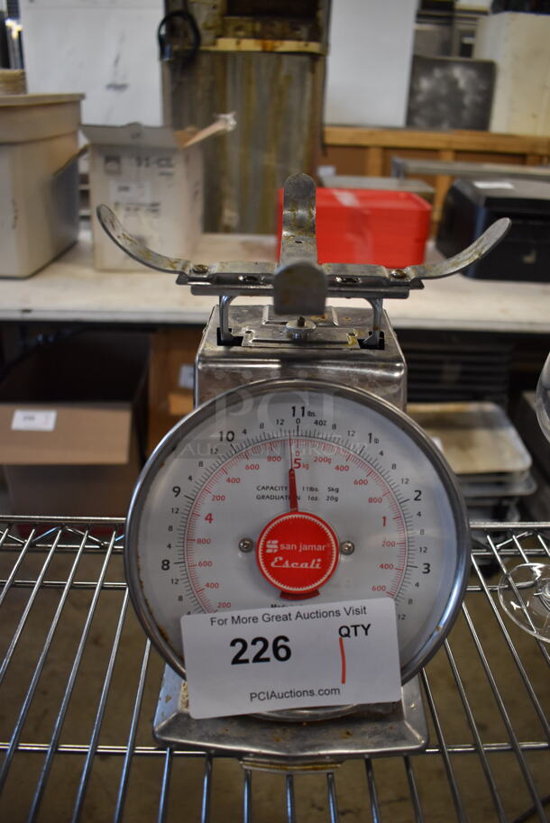 San Jamar Escali Metal Countertop Food Portioning Scale. 7x9x9