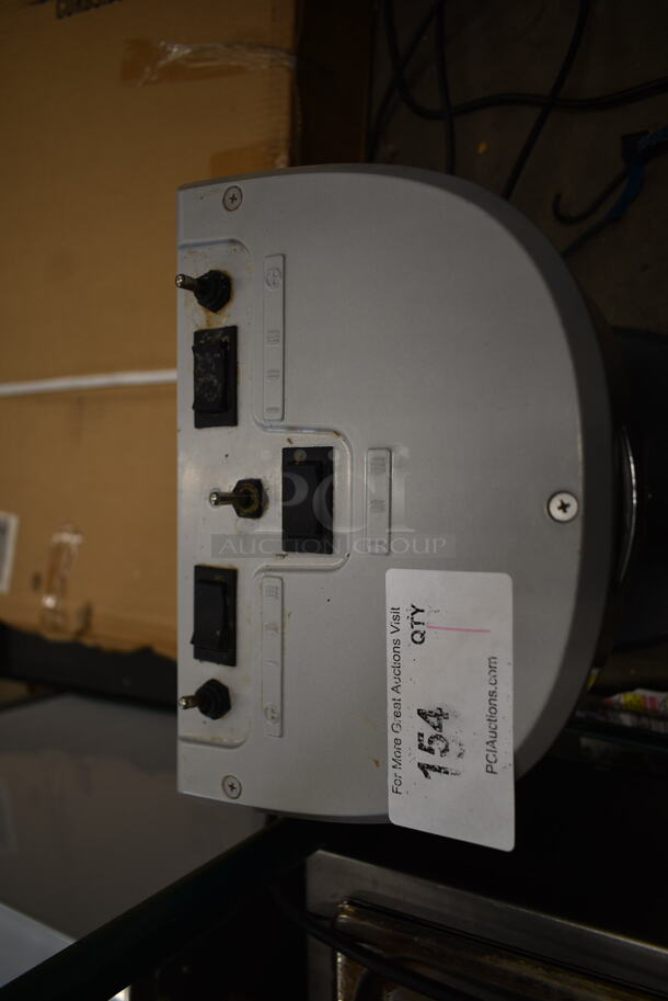 Hamilton Beach HMD400 Metal Commercial Countertop 3 Head Milkshake Mixer. 120 Volts, 1 Phase. Tested and Working Except for Middle Head - Image 2 of 4