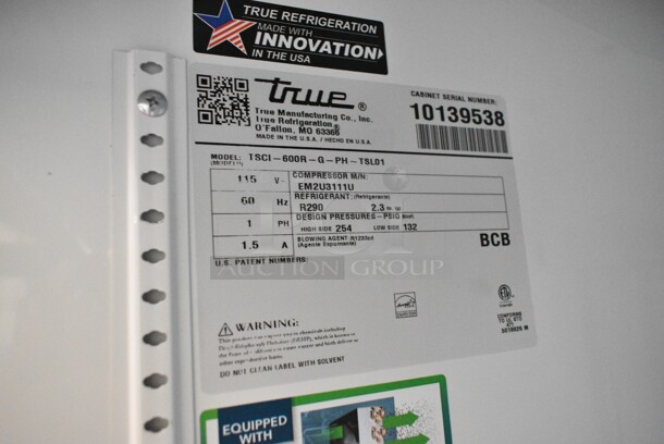 2021 True TSCI-600R-G-PH Metal Commercial Single Door Reach In Cooler Merchandiser w/ Poly Coated Racks. 115 Volts, 1 Phase. Tested and Working! - Image 5 of 5