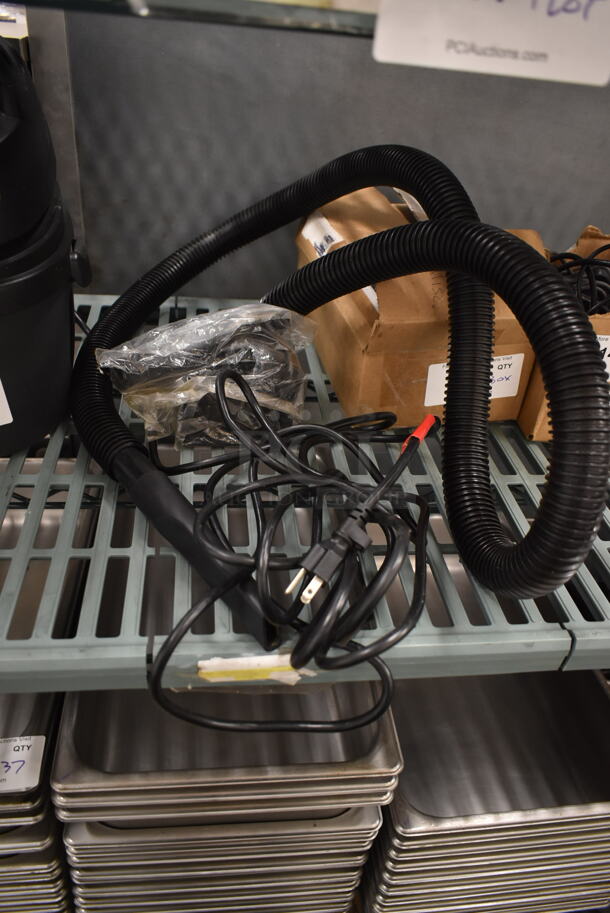 Dayton 2NYE3 Wet Dry Vacuum Cleaner. 120 volts, 1 Phase.  - Image 4 of 7
