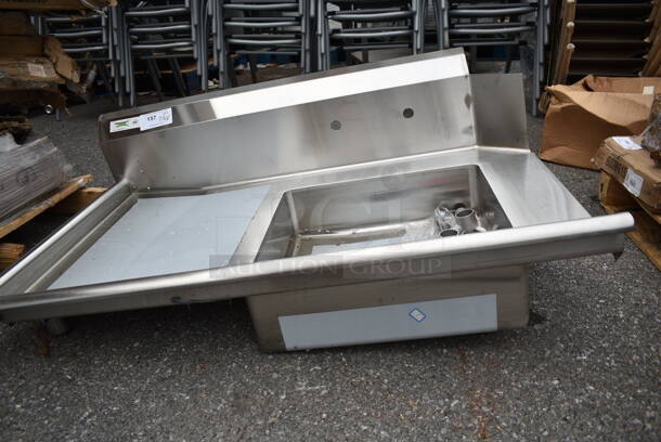 BRAND NEW SCRATCH AND DENT! Regency 600DDT48L 16 Gauge 4' Soiled / Dirty Dish Table - Left Drainboard. No Legs.  - Image 3 of 6