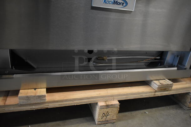 BRAND NEW SCRATCH AND DENT! KoolMore Stainless Steel Commercial Natural Gas Powered 2 Burner Range w/ Flat Top Griddle, Oven, Over Shelf and Back Splash.  - Image 10 of 11