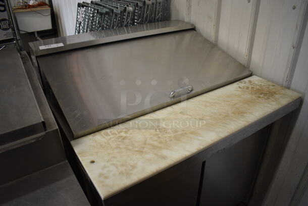 Continental Model SW36-15M Stainless Steel Commercial Sandwich Salad Prep Table Bain Marie Mega Top on Commercial Casters. 115 Volts, 1 Phase. 36x34x42.5. Tested and Working! - Image 4 of 7