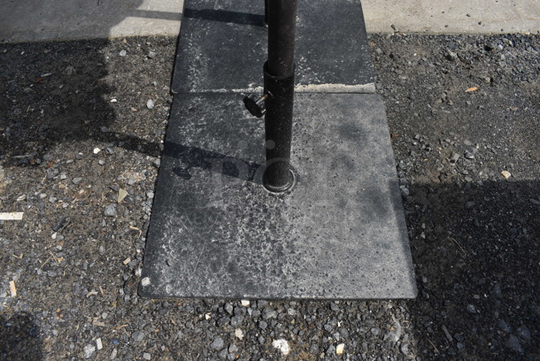 Black Patio Umbrella on Metal Base. 12.5x12.5x108 - Image 3 of 3