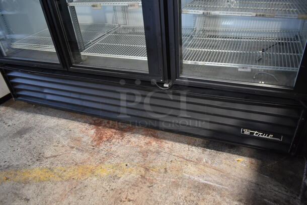 True GDM-72 Metal Commercial 3 Door Reach In Cooler Merchandiser w/ Poly Coated Racks. 115 Volts, 1 Phase. Tested and Working! - Image 9 of 9