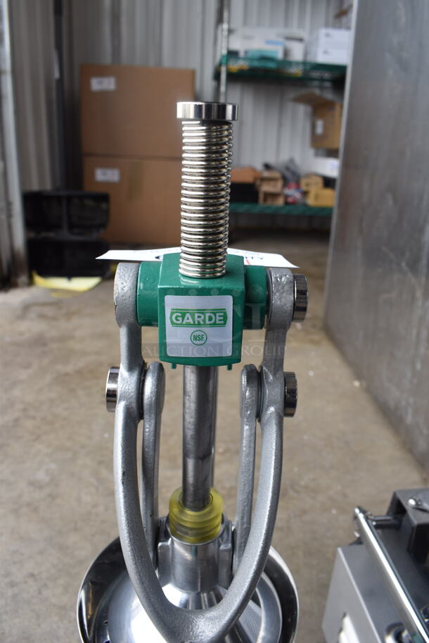 BRAND NEW! Garde XL MCJ2 Manual Commercial Citrus Juicer with Safety Spring. 7x12x20 - Image 5 of 5