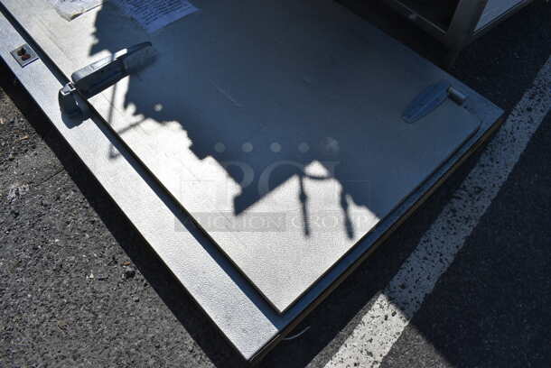 Metal Walk In Box Door and Frame. 46x6x82.5 - Image 3 of 3