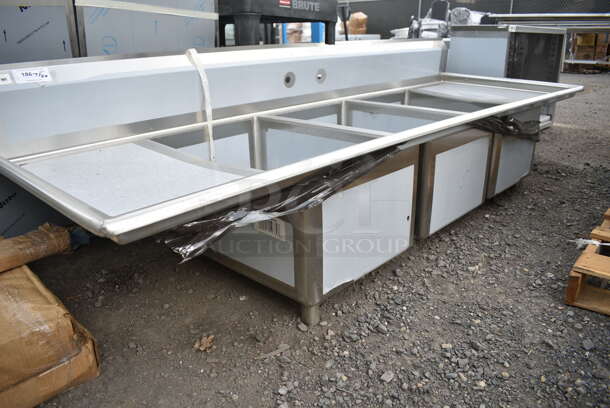 BRAND NEW SCRATCH AND DENT! Regency 600S32030220 Stainless Steel Commercial 3 Bay Sink w/ Dual Drain Boards. Bays 20x30. Drain Boards 18.5x32. No Legs.  - Image 3 of 9
