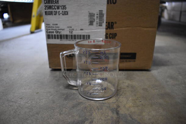 6 BRAND NEW IN BOX! Cambro Clear Poly Pitchers. 4x3x3. 6 Times Your Bid!