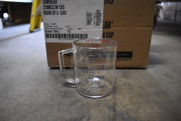 6 BRAND NEW IN BOX! Cambro Clear Poly Pitchers. 4x3x3. 6 Times Your Bid! - Image 1 of 3