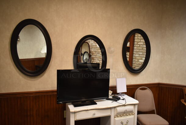 ALL ONE MONEY! ROOM LOT of Various Items Including Mirror, Coat Rack and Chairs. BUYER MUST REMOVE. (front hallway) - Image 6 of 10