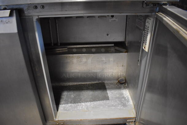 Continental SW48-12 Stainless Steel Commercial Sandwich Salad Prep Table Bain Marie Mega Top on Commercial Casters. 115 Volts, 1 Phase. 48x30x42. Tested and Working! - Image 4 of 7
