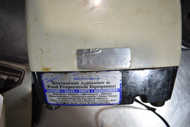 2 Vita-Mix Metal Commercial Countertop Blender Bases w/ 1 Poly Blender Pitcher. 2 Times Your Bid! Tested and Working! - Image 7 of 7