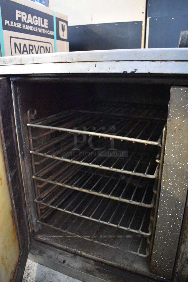 Blodgett CTB-1 Stainless Steel Commercial Electric Powered Half Size Convection Oven w/ View Through Door and Metal Oven Racks. 208-230 Volts, 1 Phase. 30.5x25.5x25 - Image 7 of 7