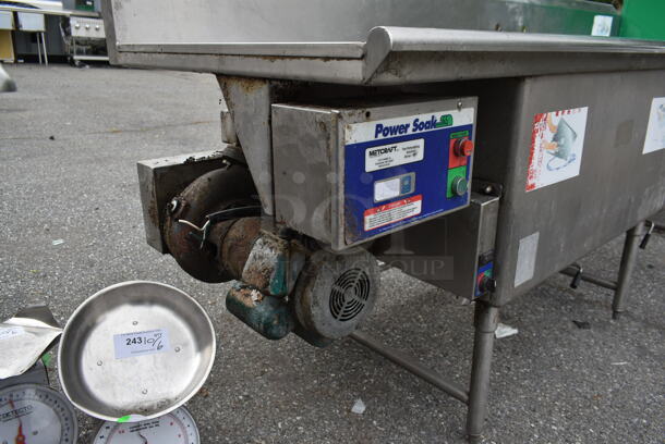 Power Soak Stainless Steel Commercial 3 Bay Sink w/ Dual Drain Boards. Bays 40x28, 15x28, 18.5x28. Drain Boards 16x30
 - Image 2 of 6