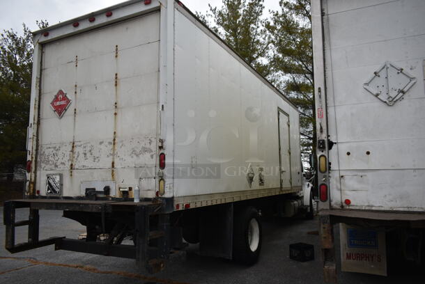 2005 Freightliner M2106 26' Forklift Rated Box Truck. VIN 1FVACXDC35HU97289. Odometer Reads 259,905. GVWR 33,000 Pounds. Vehicle Runs and Drives! Air Tanks are Holding Pressure. Clutch, Transmission, Air Brakes, Lights and Air Conditioning Are Working! Vehicle Runs and Drives! Title In Hand! See Lot 2 For Additional Pictures. - Image 3 of 12