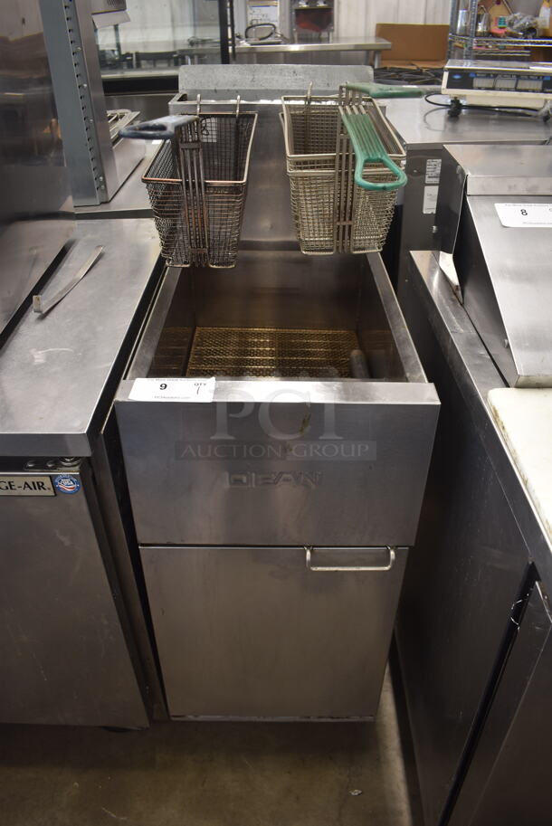 Dean SR142GPS Commercial Stainless Steel Gas Propane Floor Deep Fryer With 2 Fryer Baskets On Legs. 105,000 BTU.