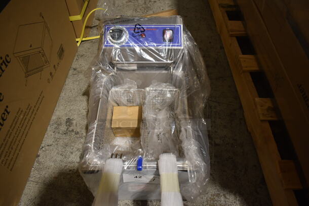 BRAND NEW SCRATCH AND DENT! 2021 Globe PF16E Stainless Steel Commercial Countertop Electric Powered Fryer w/ 2 Fry Basket. 120 Volts, 1 Phase. - Image 2 of 4
