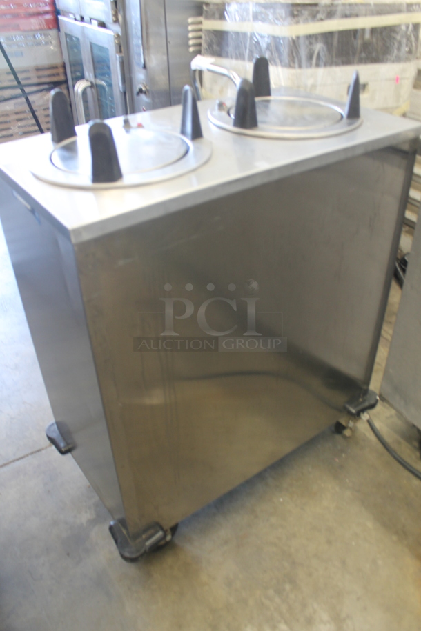2011 Lakeside 6209 2 Section Plate Dispenser on commercial Casters. 120 Volt, 1 Phase. Tested and Working! - Image 3 of 4