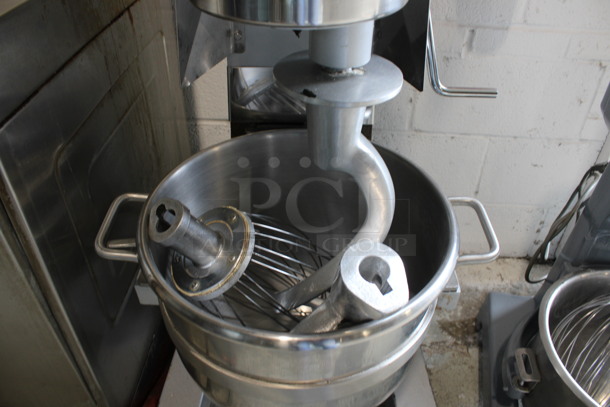 Omcan Model SP300A Metal Floor Style Planetary 30 Quart Dough Mixer w/ Stainless Steel Mixing Cup, Bowl Guard, Paddle, Whisk and Dough Hook Attachments. 110 Volts, 1 Phase. 22x24x45. Tested and Working! - Image 6 of 8