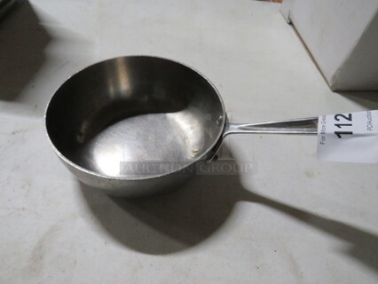 One Stainless Steel 2 Quart All Clad Pot.