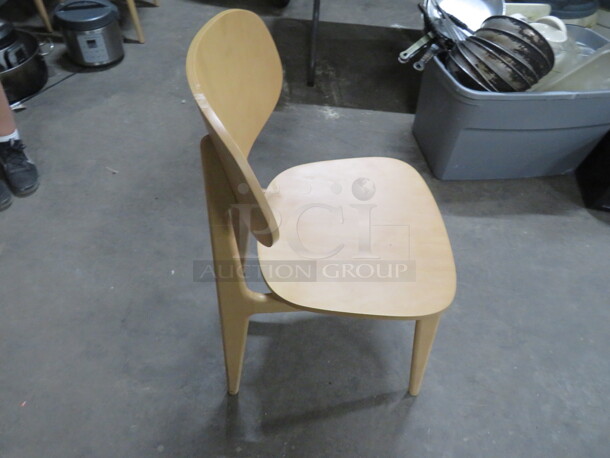 Wooden Chair In A Light Oak Finish. 4XBID - Image 3 of 3