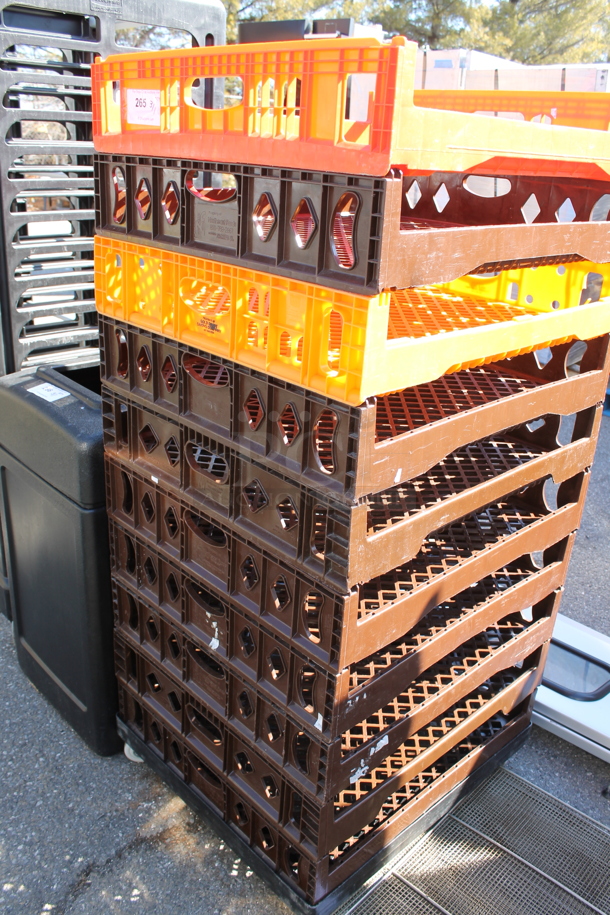 ALL ONE MONEY! Lot of 10 Poly Bread Caddies. - Image 1 of 2