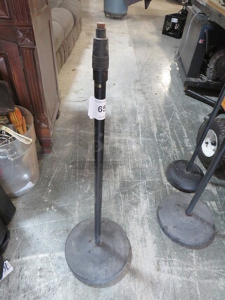 One Microphone Stand.