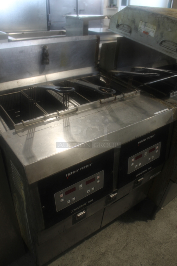 Henny Penny OFG 322 Stainless Steel Commercial Floor Style Propane Gas Powered 2 Bay Deep Fat Fryer w/ 4 Metal Fry Baskets. 170,000 BTU. - Image 8 of 8
