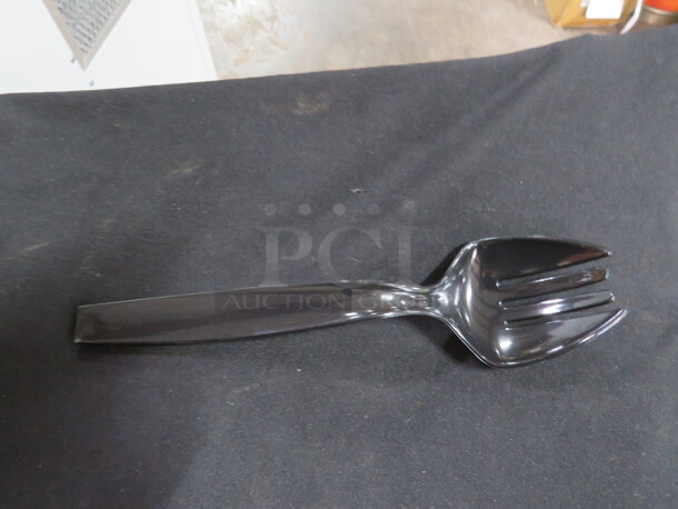 One Box Of 144 NEW Caterline Black Poly Serving Fork. #A7FKBL - Image 1 of 2