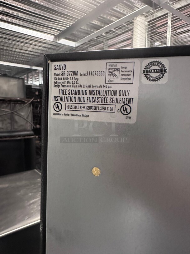 Working! Sanyo SR-3720M - Counter-High Refrigerator 115 Volt Tested and Working! - Image 9 of 10