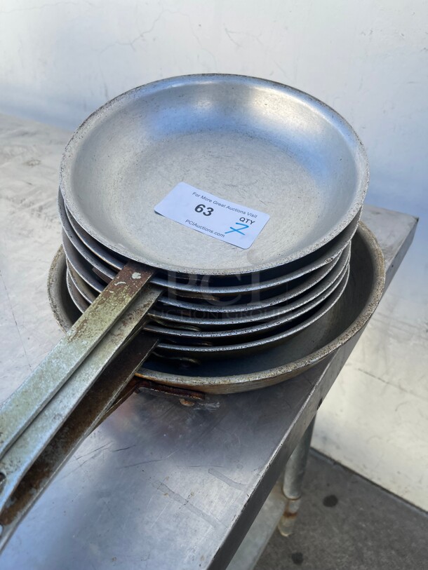 Clean! Commercial Frying Pans NSF Great For Any Braising or Frying Need  - Image 2 of 6