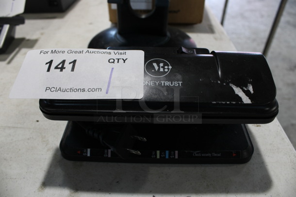 Money Trust Countertop Counterfeit Detector. 7.5x4x4