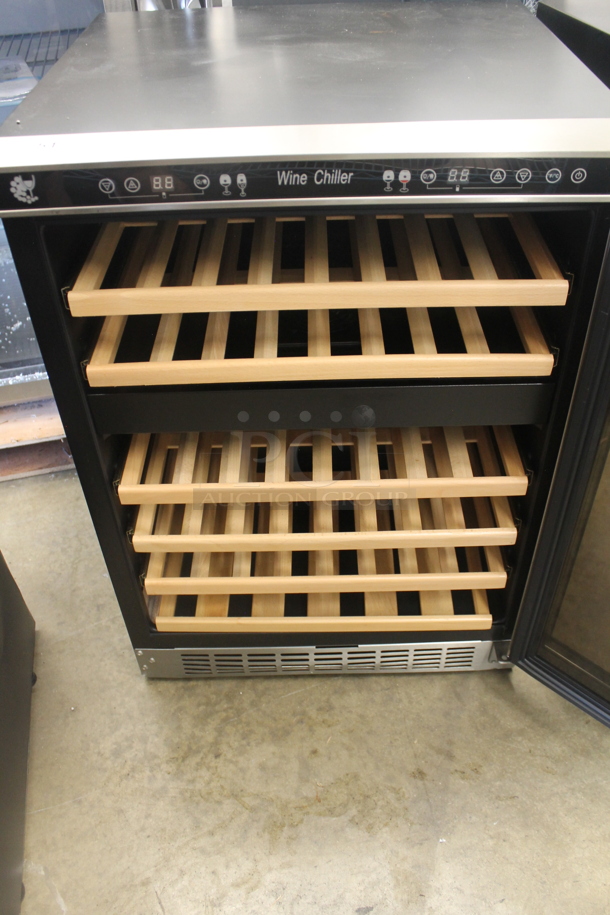 BRAND NEW SCRATCH AND DENT! Avanti WCR5404DZD Stainless Steel 46 Bottle Built-In or Free Standing Dual Zone Wine Cooler Merchandiser. 115 Volts, 1 Phase. Tested and Working! - Image 5 of 7