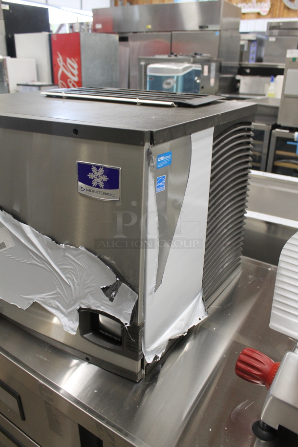 BRAND NEW SCRATCH AND DENT!  2023 Manitowoc IYT0750A-261 Commercial Stainless Steel Ice Maker Without Storage Means. 208-230V, 1 Phase.  - Image 4 of 9