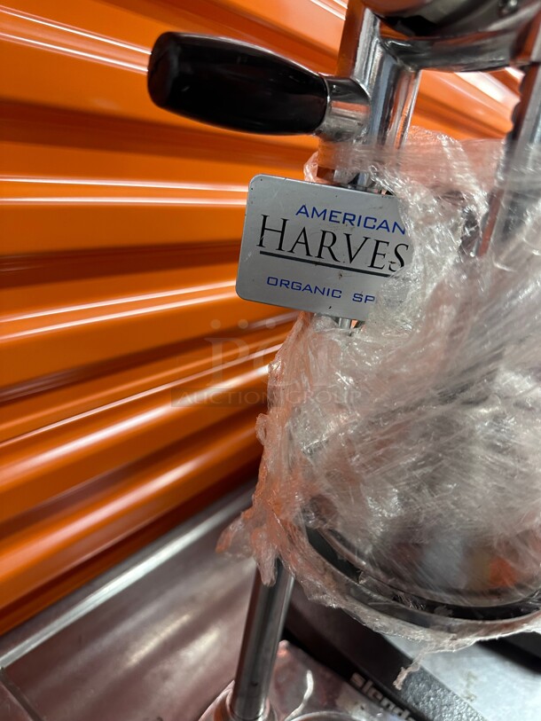 Clean! Assorted Commercial Cast Aluminum Black Lever Pull Citrus Press Heavy Duty NSF  - Image 4 of 6