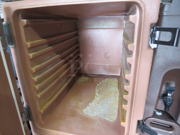 One Carlisle Insulted Food Carrier. Model# NPC300N. $358.99. - Image 2 of 2