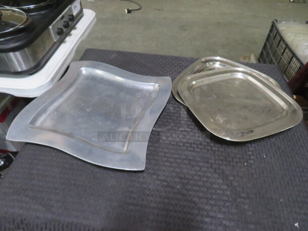 Assorted Decorative Serving Platter. 3XBID - Image 1 of 1