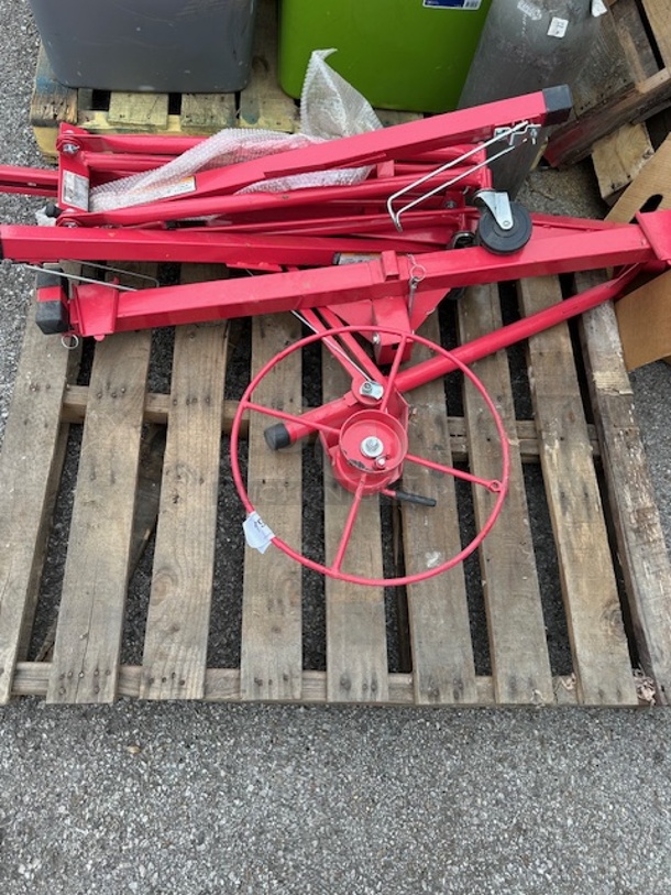 One Haul Master 150lb Drywall Panel Hoist. 11.5' Lift Height.  - Image 1 of 1