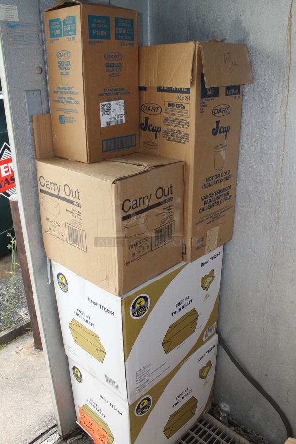 ALL ONE MONEY! Lot of Various Items In Walk In Box Including Paper Products. (outside) - Image 4 of 4