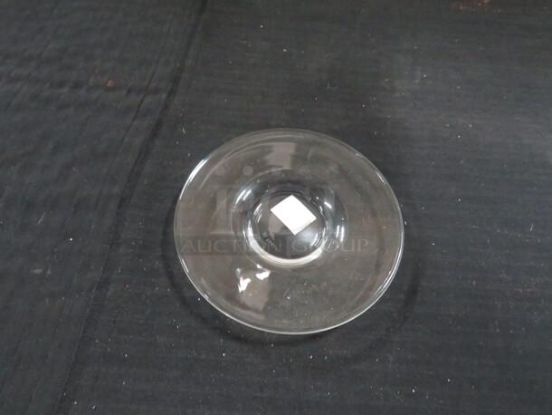 4.5 Inch Glass Saucer. 7XBID