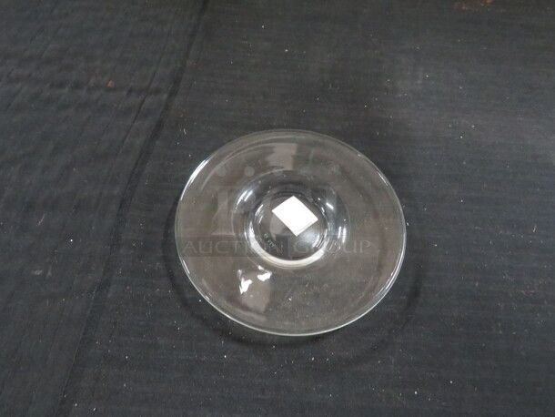 4.5 Inch Glass Saucer. 7XBID - Image 1 of 1