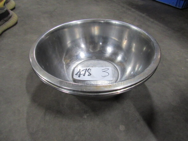 11 Inch Stainless Steel Mixing Bowl. 3XBID