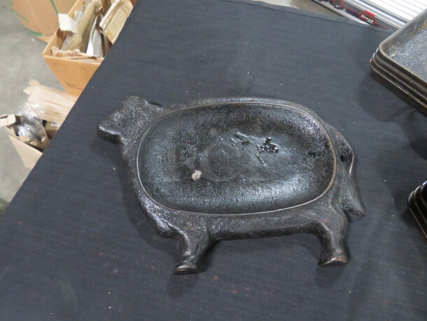 One Cast Iron Cow. - Image 1 of 1