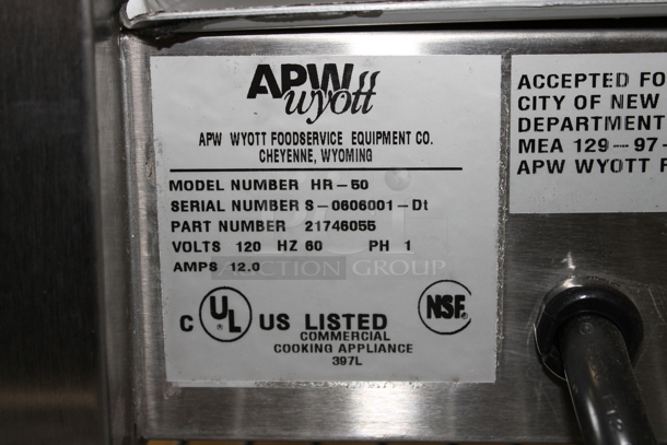 BRAND NEW SCRATCH AND DENT! APW Wyott HR-50 Stainless Steel Commercial Countertop Hot Dog Roller. 120 Volts, 1 Phase. Tested and Working! - Image 8 of 8