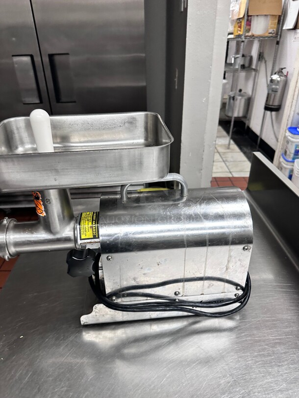 Working! Weston 8 1/2 Hp Stainless Steel Pro-Series Electric Heavy Duty Meat Grinder, Model# 08-0801-W 115 Volt Tested and Working! - Image 2 of 8