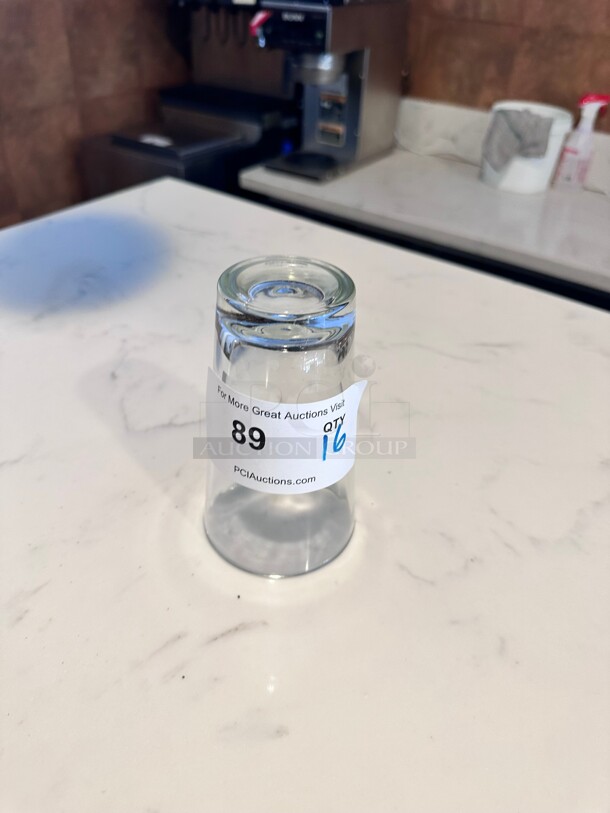 Clean! Libbey 209 16 oz Beer Mug Glass - Safedge Rim NSF  - Image 2 of 3