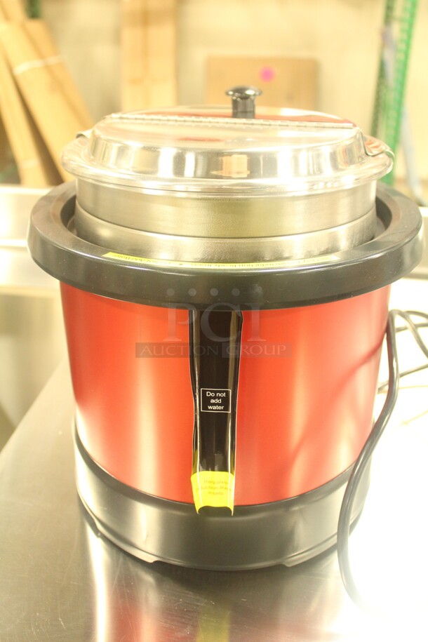 NEW! Vollrath Model 747 Countertop Rethermalizer/Soup Warmer. 11.5x11.5x10.5. 120V/60Hz.  - Image 2 of 3